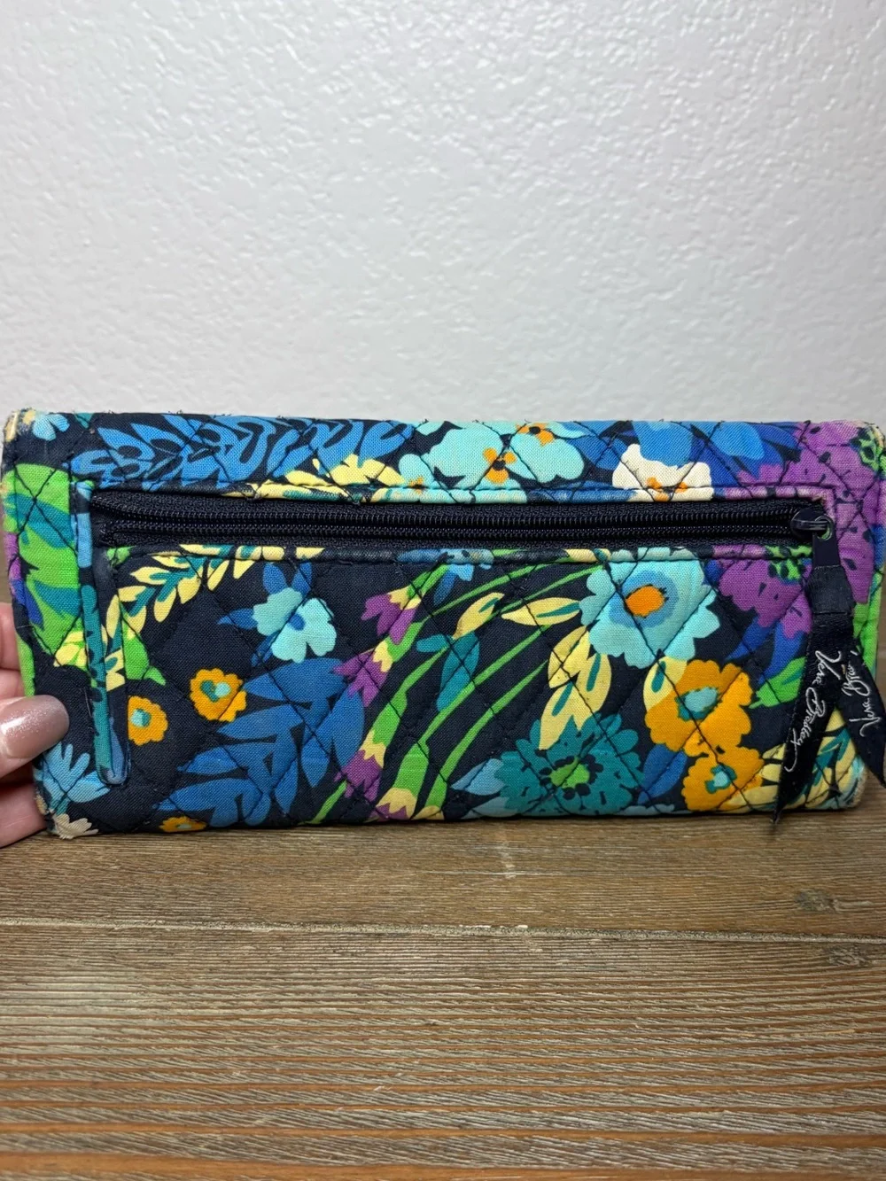 Vera Bradley Midnight Blues Floral Full Size Wallet with Magnetic Closure 8”X4”